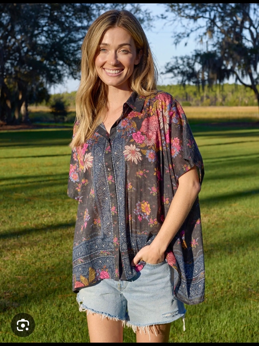 NATURAL LIFE Floral Button-Front Short Sleeve Top in Black, Pink and Yellow